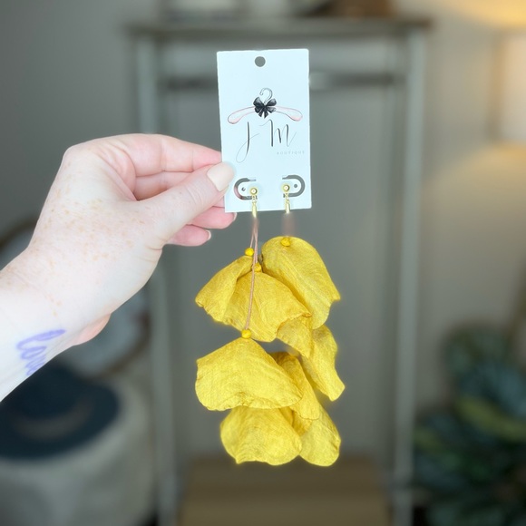 Air Bloom Drop Earrings - Marigold - Picture 2 of 8